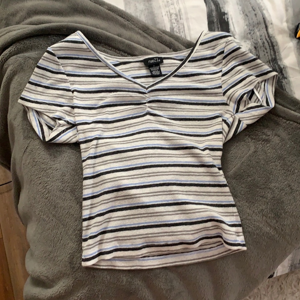 This shirt that is like comfy for a comfy day!